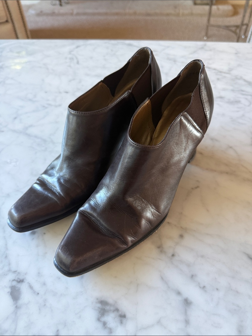 Stewart Weitzman chocolate brown shooties. Booties with 3” heels. 
Size7